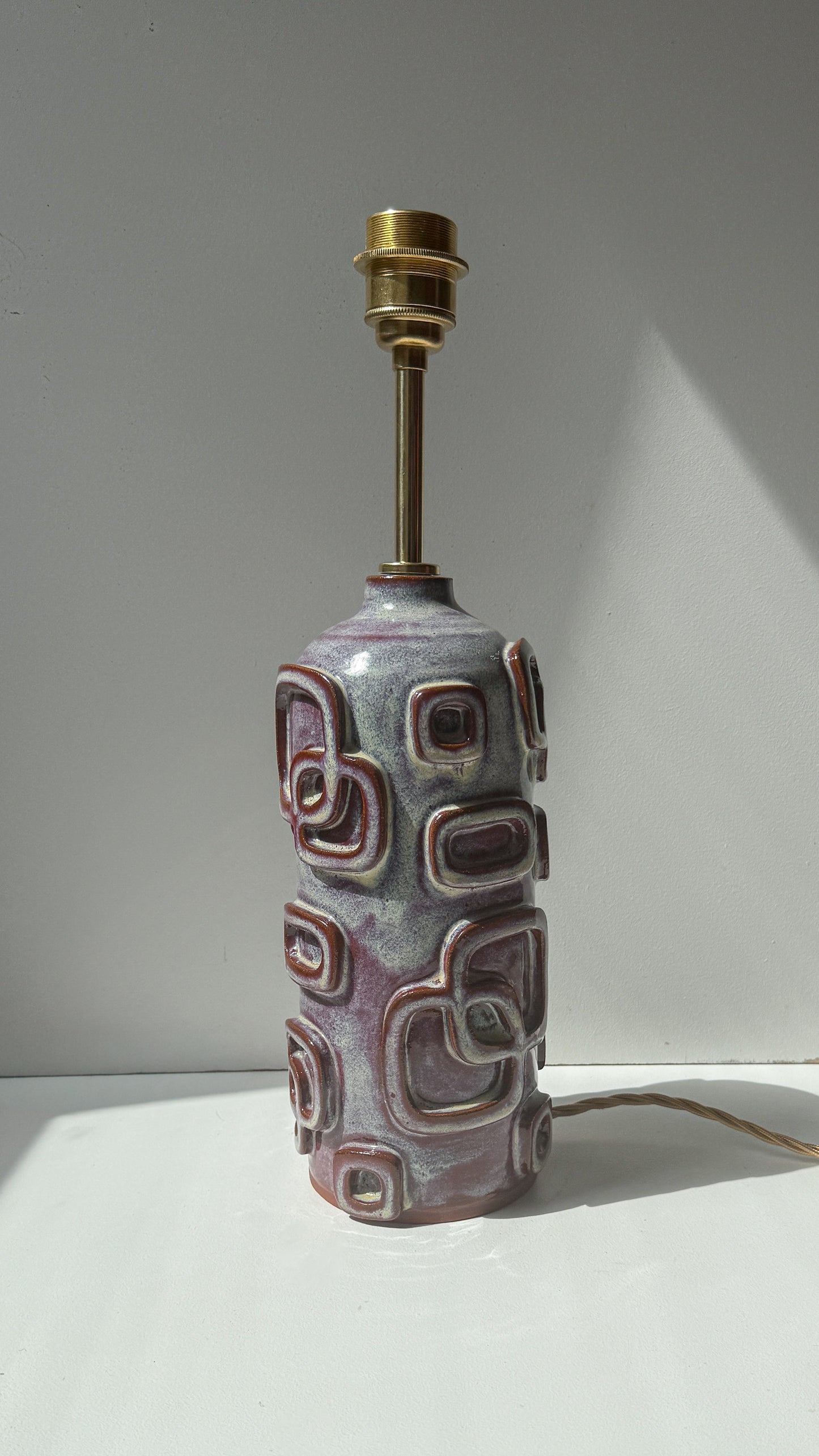 Amethyst Retro Sculpt Table Lamp