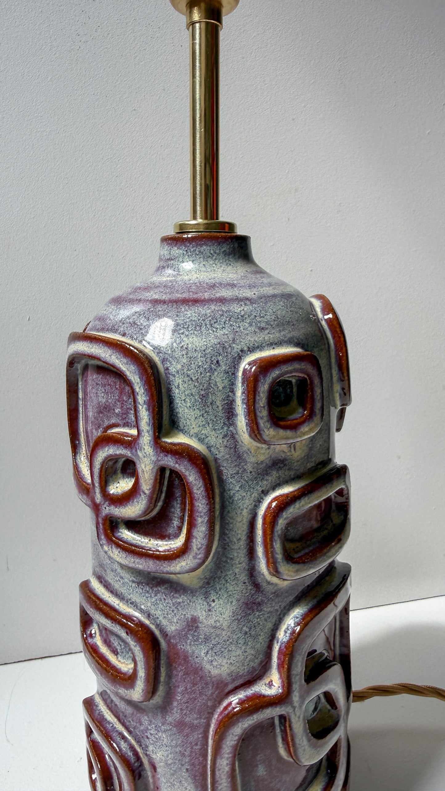 Amethyst Retro Sculpt Table Lamp